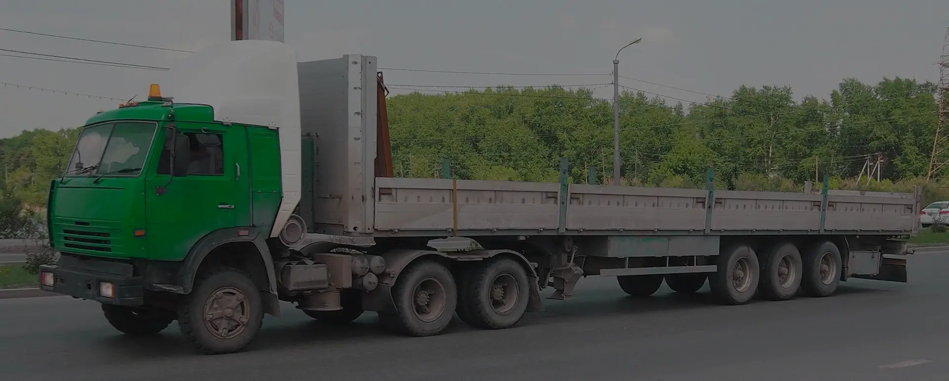 Онлайн калькулятор для расчета международной доставки грузов в рабочем поселке Тамала (Приволжский округ - Пензенская область) с услугой аренды автотранспорта